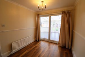 Dining Room- click for photo gallery